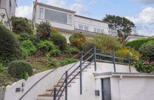 Downderry House | Waves Edge