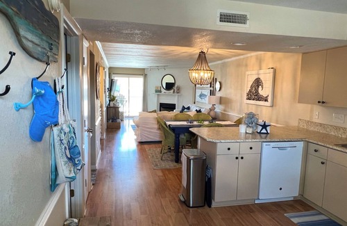 South Nags Head Condo | Waves for Days: Oceanfront Condo w/Pool Access