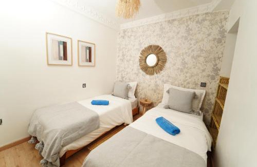 Anza Bed & Breakfast | Waves Hunter Surf House