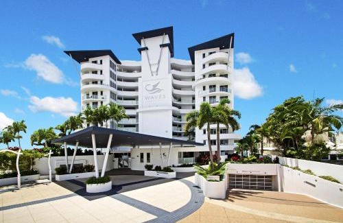 Maroochydore Apartment | Waves Maroochy River