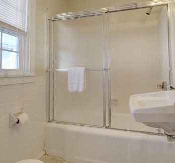 Old Orchard Beach Resort | Waves Oceanfront Resort