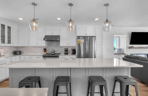 Long Beach House | Waves of Joy: Oceanfront Home with Elevated Pool and Elevator