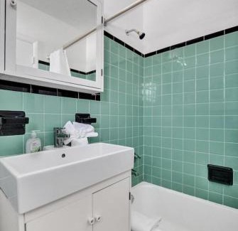 North Beach Apartment | Waves On Desoto Deluxe Studio # 4