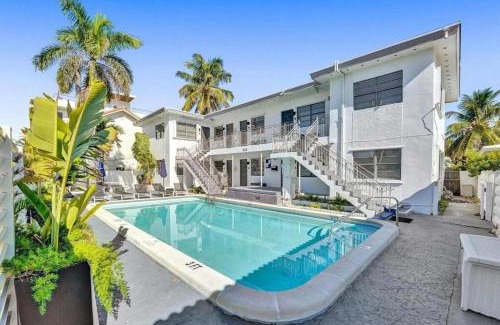 North Beach Apartment | Waves On Desoto Deluxe Studio # 9