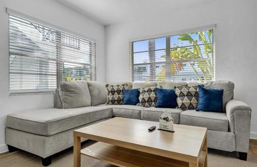 North Beach Apartment | Waves On Desoto Rental Unit With Pool