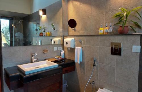 Manjoora Resort | Wayanad Silverwoods Forest Resort & Spa