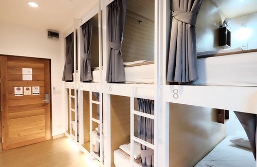 Lak Si Hostel | Wayha Hostel Don Mueang Airport