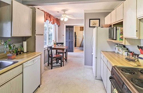 Waynesville Cottage | Waynesville Creekside Cottage: Outdoor Relaxation!