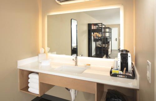 Orchard District Hotel | Waypoint Hotel