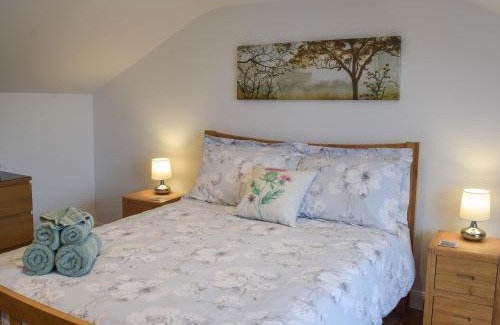 Kilmun House | Wayside Cottage