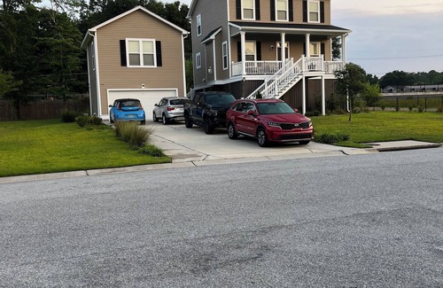 Charleston Apartment | We are 4.8 driving miles from Shipyard Park.