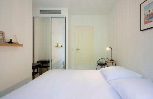 California - Pezou Apartment | WE CANNES ! Exceptional 4 rooms apartment Cannes Center swimming pool