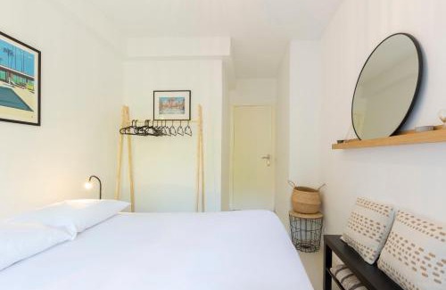 California - Pezou Apartment | WE CANNES ! Exceptional 4 rooms apartment Cannes Center swimming pool