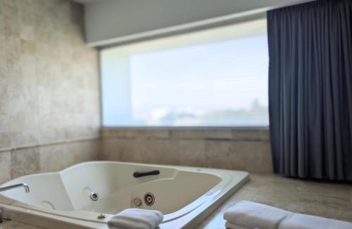 Venustiano Carranza Hotel | We Hotel Aeropuerto