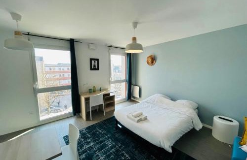 Barbatre Apartment | We Live In R - Suite 401