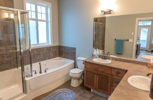 Okanagan-Similkameen House | *We're exempt from BC short term rental regulations! Sage Cottage #197