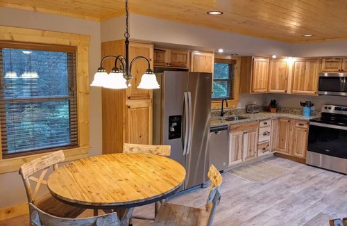 Maggie Valley House | We're Open for Business! Mountain Views,Watch the Elk, Fire Pit,Close to Skiing