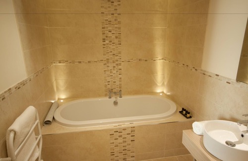 Abbess Roding Hotel | Weald of Kent