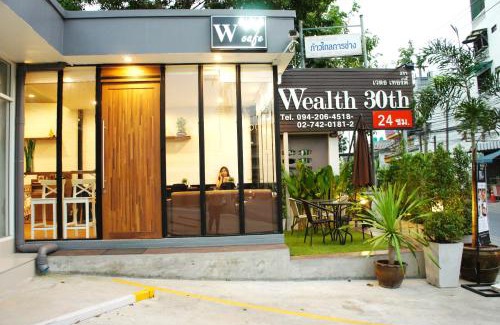 Phra Khanong Hotel | Wealth 30th