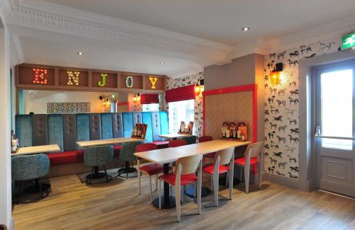 Forsbrook Hotel | Weathervane Hotel by Greene King Inns