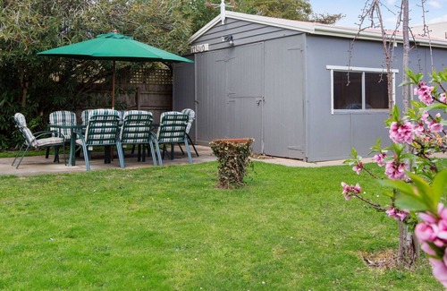 Mornington House | Weavers Cottage - 3 Bedrooms