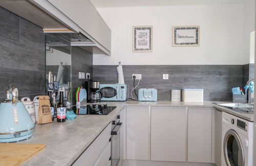 Lossiemouth Cottage | WEE WICKIE, pet friendly, character holiday cottage in Lossiemouth
