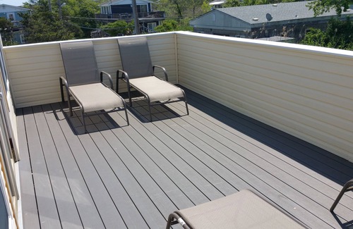 Kismet House | Weekends, midweeks and full weeks available! Steps to Beach, town and ferries!