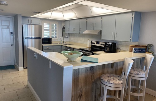 Daytona Beach Shores Condo | WEEKLY DISCOUNTS! OCEANFRONT CONDO! DIRECT BEACH ACCESS! NO DRIVE BEACH!KITCHEN!