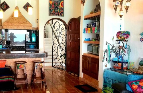 Colonia 5 de Diciembre Condo | WEEKLY~MONTHLY RENTAL~OCEAN FRONT~WALK 2 BEACH~MALECON ~COUPLES GET AWAY~2 POOLS