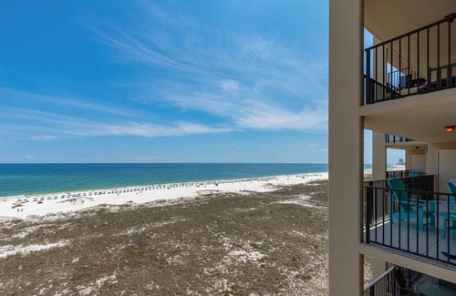 Orange Beach Condo | *WEEKLY SPECIALS!* * Phoenix VII 2BR on 8th floor!
