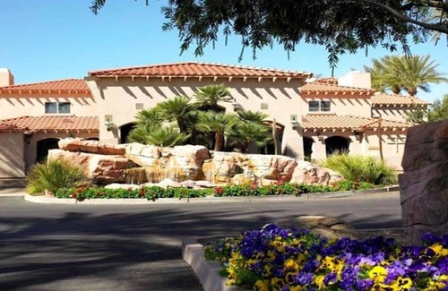 North Scottsdale Condo | WEEKLY Stays in Scottsdale AZ. 1bdrm 1bath Sleeps 4 w/Kitchenette