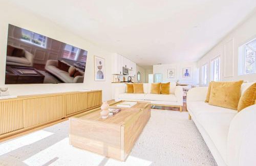 Melrose House | WEHO 12 Pax Charming house with Outdoor Oasis