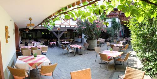 Ihringen Hotel | Weinhotel/Gasthaus zur Sonne