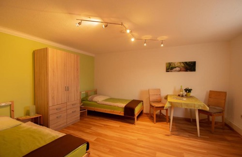 Kleingartach Apartment | WEISSERT Ferienwohnungen