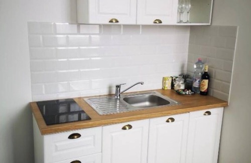 Carei Apartment | Weisz Apartment- City Center - Free Private Parking - Wifi - Aircondition