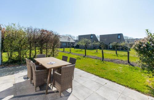 Westenschouwen House | Welcome in - Vakantiehuis met ruime tuin, gezamenlijk zwembad, Haaijmanweg 5-118
