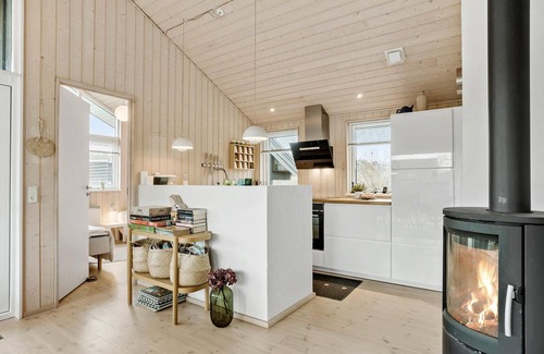 Kelstrup House | Welcome to a relaxing family vacation close to the beach and lots of activities.