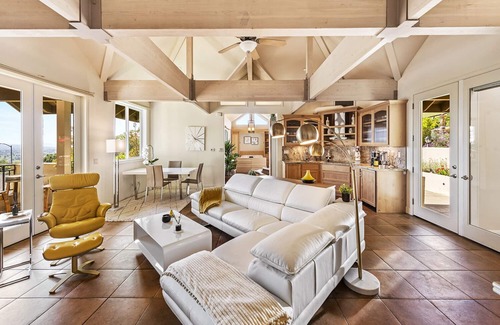 Santa Rosa Cottage | Welcome to Amazing Wine County Retreat!