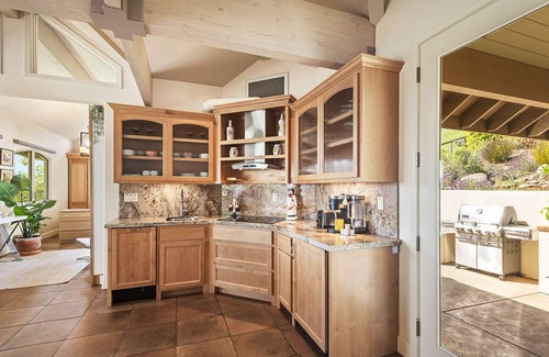 Santa Rosa Cottage | Welcome to Amazing Wine County Retreat!