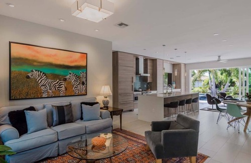 Wilton Manors House | Welcome to Avenue One, A Spacious, Modern and Unique Waterway Pool Home!