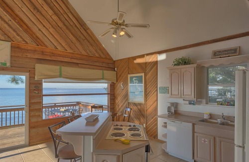 St. George Island House | Welcome to Bienvenue!
