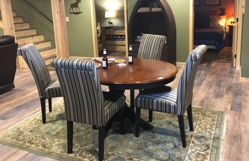 Mercer House | Welcome to Bubba’s Lodge