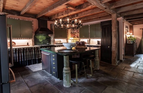 Historic Old Town House | Welcome to Ballard Barn.Fabulous 150 year old barn LIC 149-2022