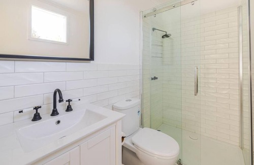 Clifton Springs House | Welcome to Casa Clifton!