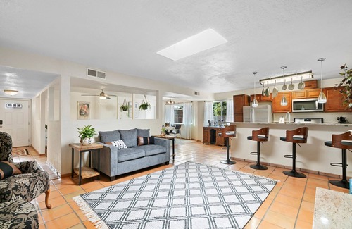 Northeast Heights House | Welcome to Casa de Ladrillos