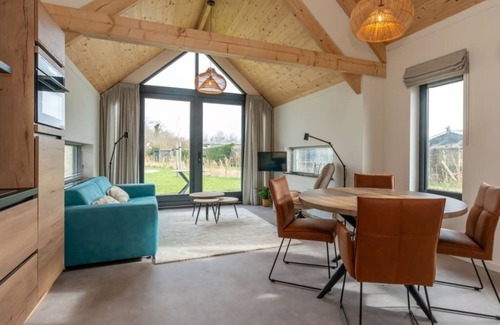 Westenschouwen House | Welcome to Chalet 7 at Riethoek Westerschouwen, where peace, comfort and nature come together. Step