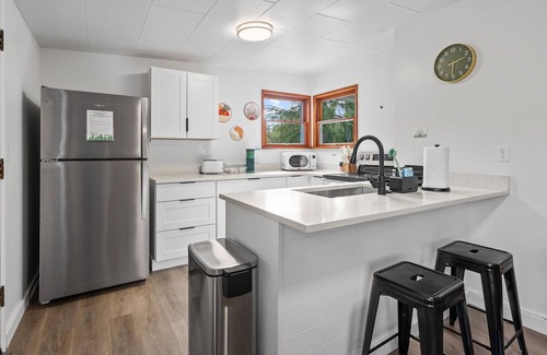 SeaTac Cabin | Welcome to Cottonwood Cabin- your 2 bedroom quiet retreat close to the airport.