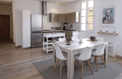 Chateauneuf-du-Pape Apartment | Welcome to La Voile Bleue! Apartment for up to 6 people