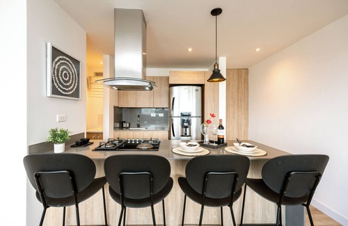La Aguacatala Apartment | Welcome to Go Living Suites: Your Medellin Retreat