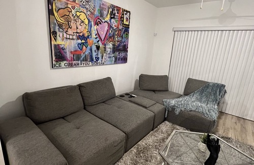 Miramar Apartment | Welcome to Great Vibes where you’re guaranteed a peaceful getaway